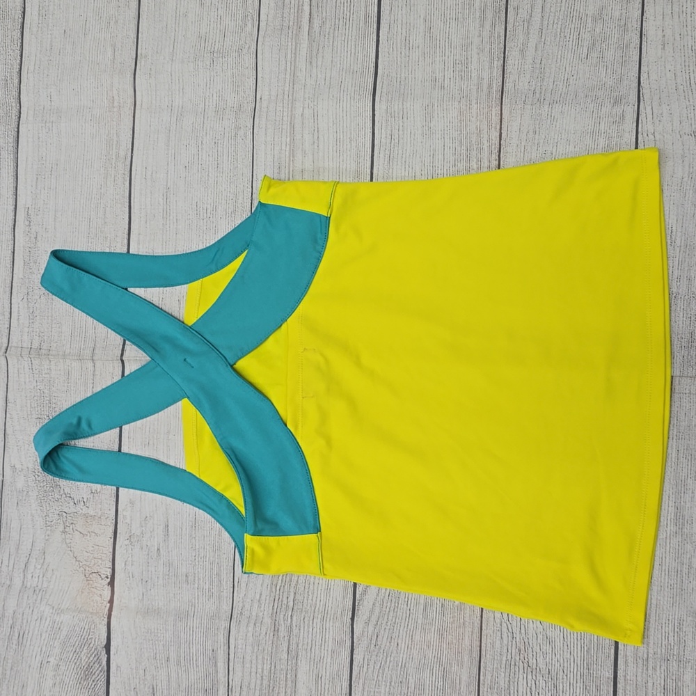 EUC Reebok Size Xl Top - Picture 4 of 4